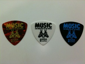 77894651_v1304334312